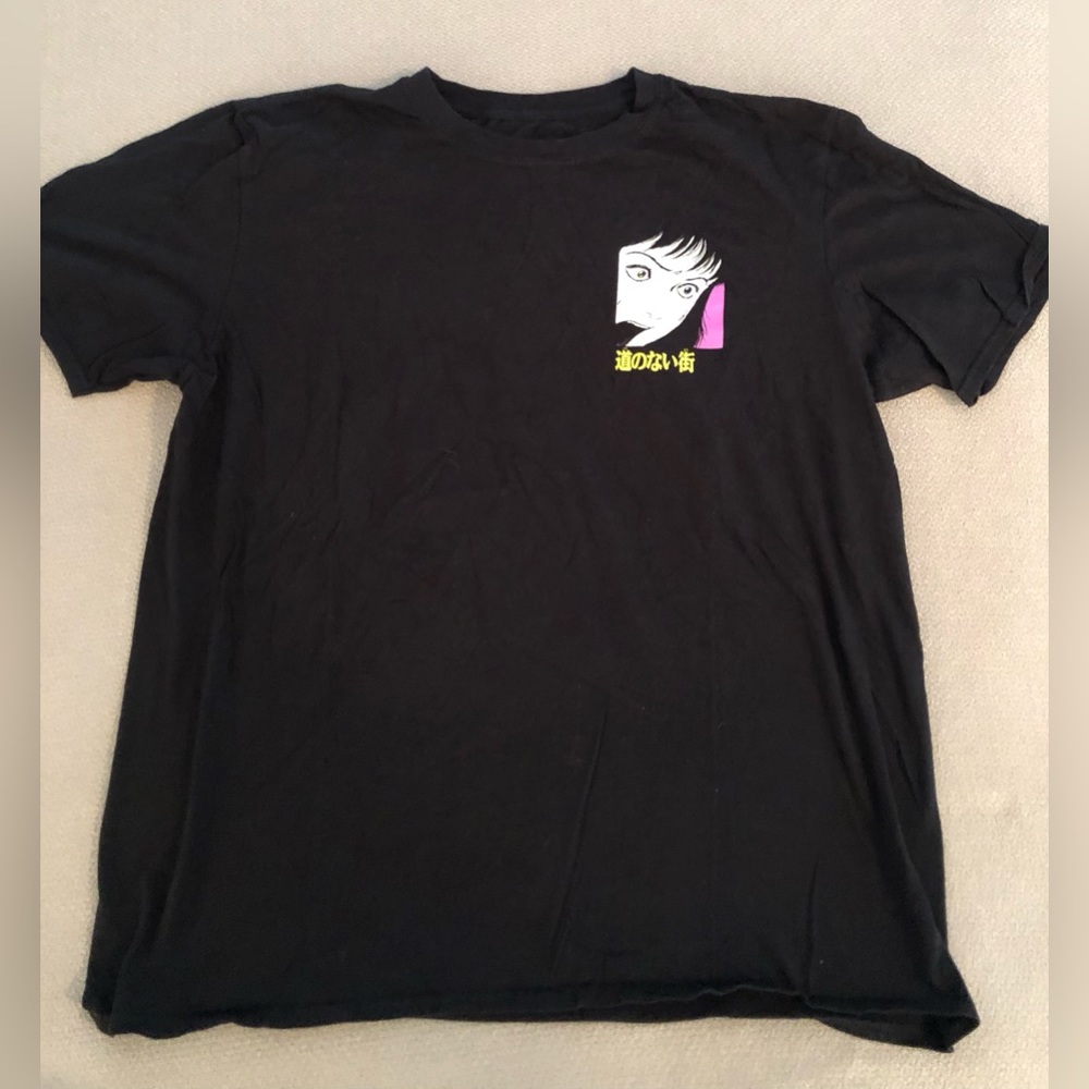 Unisex Junji Ito black anime t-shirt, size L